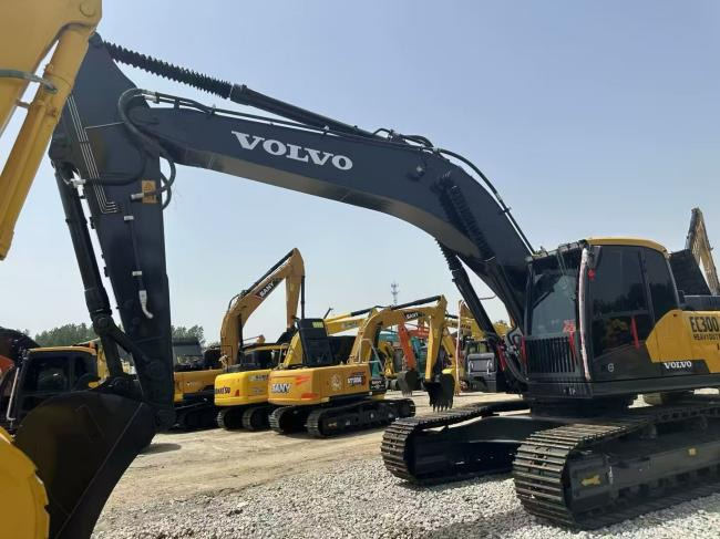 VOLVO EC300 - Гусеничный экскаватор: фото 5 VOLVO EC300 - Гусеничный экскаватор: фото 5