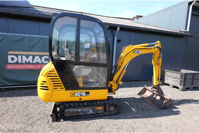 JCB 8018 CTS hydro quick hitch cw05 - Мини-экскаватор: фото 2 JCB 8018 CTS hydro quick hitch cw05 - Мини-экскаватор: фото 2