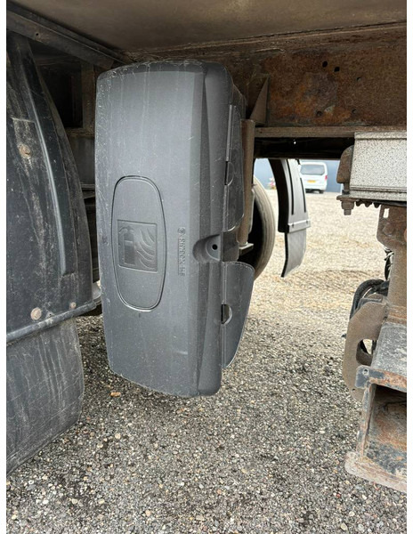 Полуприцеп-рефрижератор LAMBERET Frigo - laadklep Mega Carrier Vector 1850: фото 14