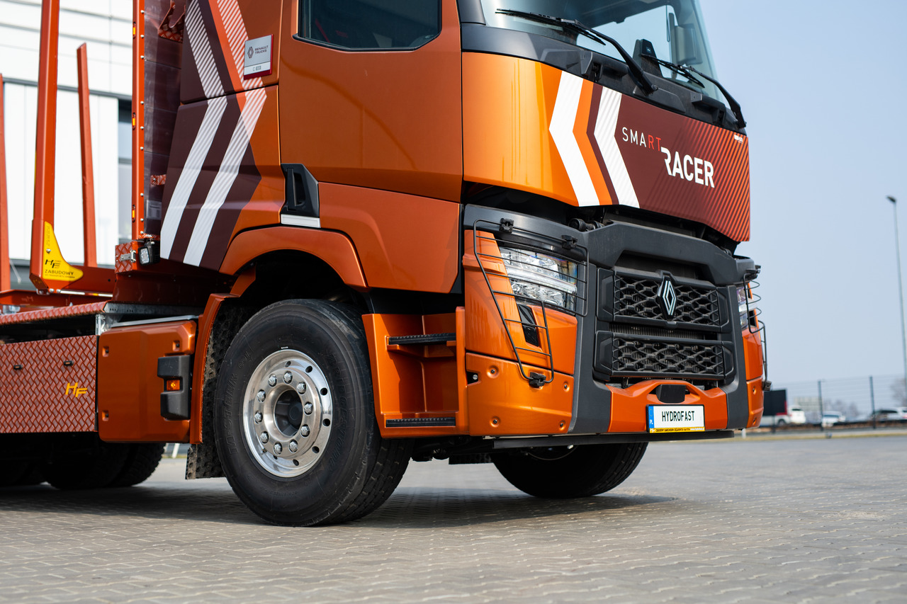 RENAULT TRUCKS C P6X4 Loglift 125 Z 93 C P6X4 Loglift + 125 Z 93 - Лесовоз, Электрогрузовик: фото 2 RENAULT TRUCKS C P6X4 Loglift 125 Z 93 C P6X4 Loglift + 125 Z 93 - Лесовоз, Электрогрузовик: фото 2