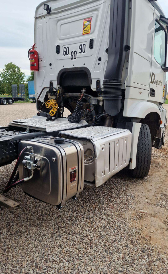 Iveco HIDRAULIA BINOTTO - Тягач: фото 1 Iveco HIDRAULIA BINOTTO - Тягач: фото 1