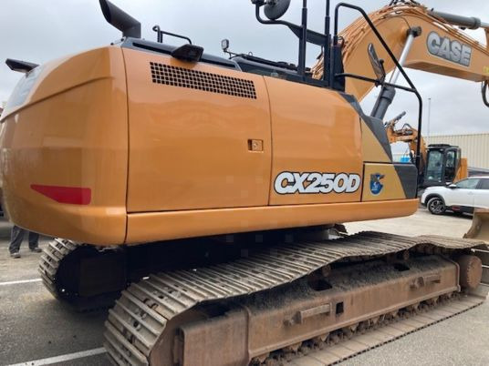 Case CX250D - Гусеничный экскаватор: фото 4 Case CX250D - Гусеничный экскаватор: фото 4