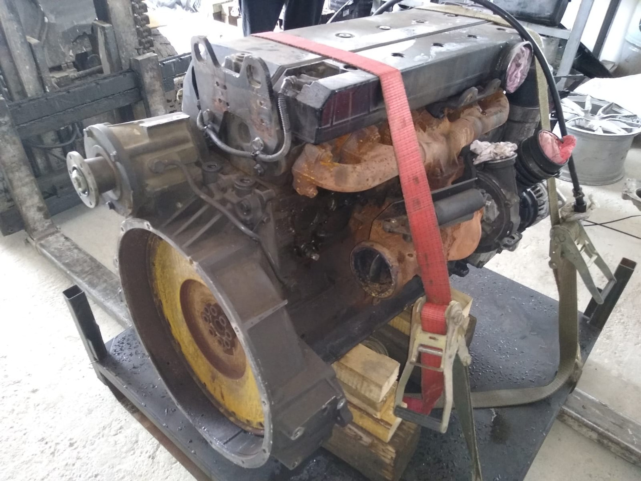Двигатель для Грузовиков MERCEDES-BENZ REGENERACJA NAPRAWA REMONT SILNIK Om: 473 , om 472 , om 471 , om 470 , om 934 , om 936 mp4 mp5 Om: 501 ,om 541, om 457 ,om 460 ,om 904 , om 906, om 924, om 926 Om: 502 V8, 503 V10, 504 V12 Om: 401, 42: фото 29