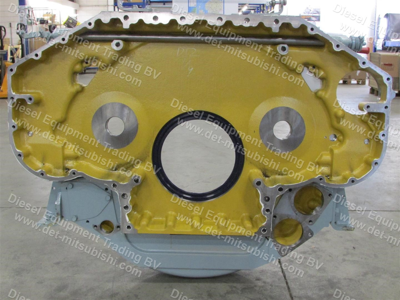 Mitsubishi CASE ASM; TIMING GEAR REAR S12R,S16R 3771136021 - Двигатель и запчасти для Электрогенераторов: фото 2 Mitsubishi CASE ASM; TIMING GEAR REAR S12R,S16R 3771136021 - Двигатель и запчасти для Электрогенераторов: фото 2