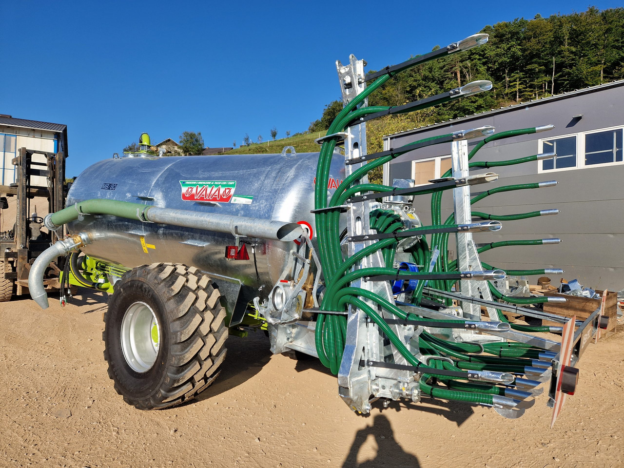 BeTEC Gülleinjektor / Slurry injector / Injecteur / Applicatore / Aplicador de manguera / Шланговый аппликатор / Aplikator 6 m - Адаптер для внутрипочвенного внесения удобрений: фото 3 BeTEC Gülleinjektor / Slurry injector / Injecteur / Applicatore / Aplicador de manguera / Шланговый аппликатор / Aplikator 6 m - Адаптер для внутрипочвенного внесения удобрений: фото 3