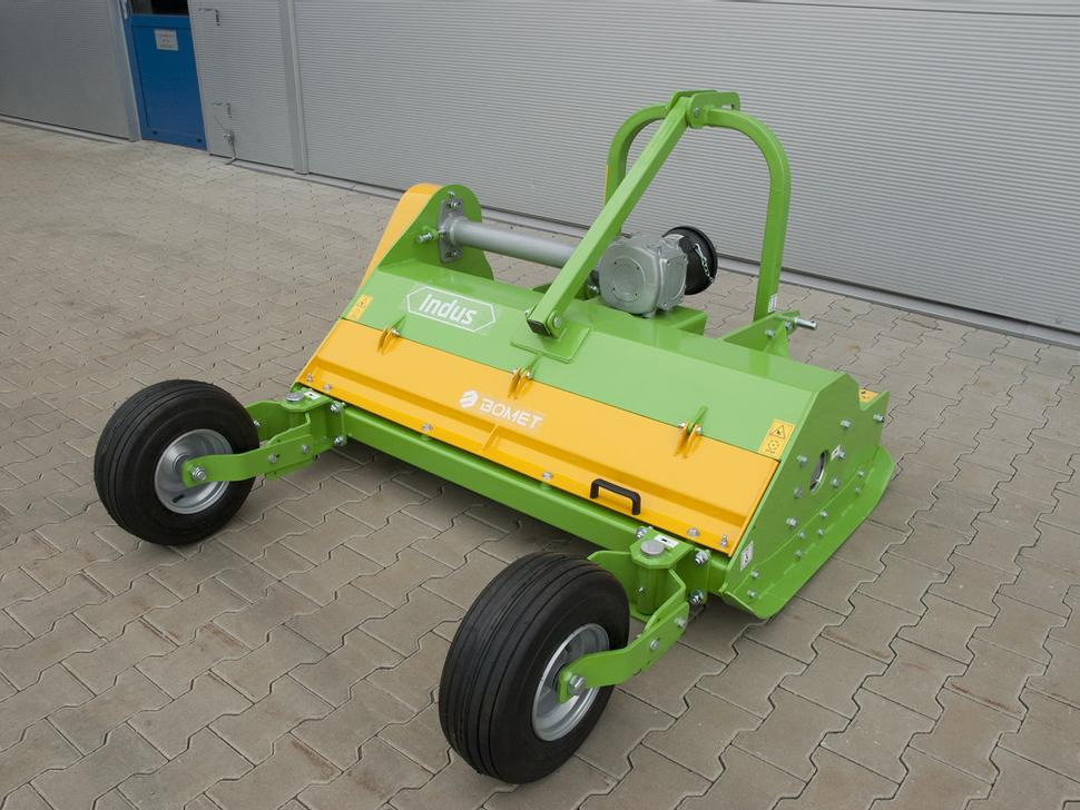 Новый Косилка-измельчитель Bomet Schlegelmulcher / Flail mower / Faucheuse à fléaux / condizionatore a flagelli / Мульчер / Kosiarka bijakowa Indus 2 m: фото 8