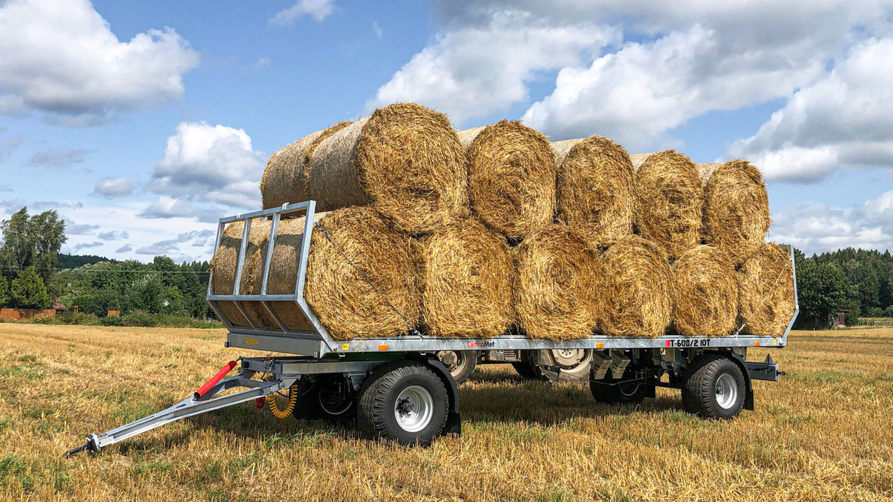 Cynkomet Ballentransportwagen / Bale platform / Remorque pour balles / Rimorchio per balle / Przyczepa do przewozu bel - Сельскохозяйственный прицеп-платформа: фото 2 Cynkomet Ballentransportwagen / Bale platform / Remorque pour balles / Rimorchio per balle / Przyczepa do przewozu bel - Сельскохозяйственный прицеп-платформа: фото 2