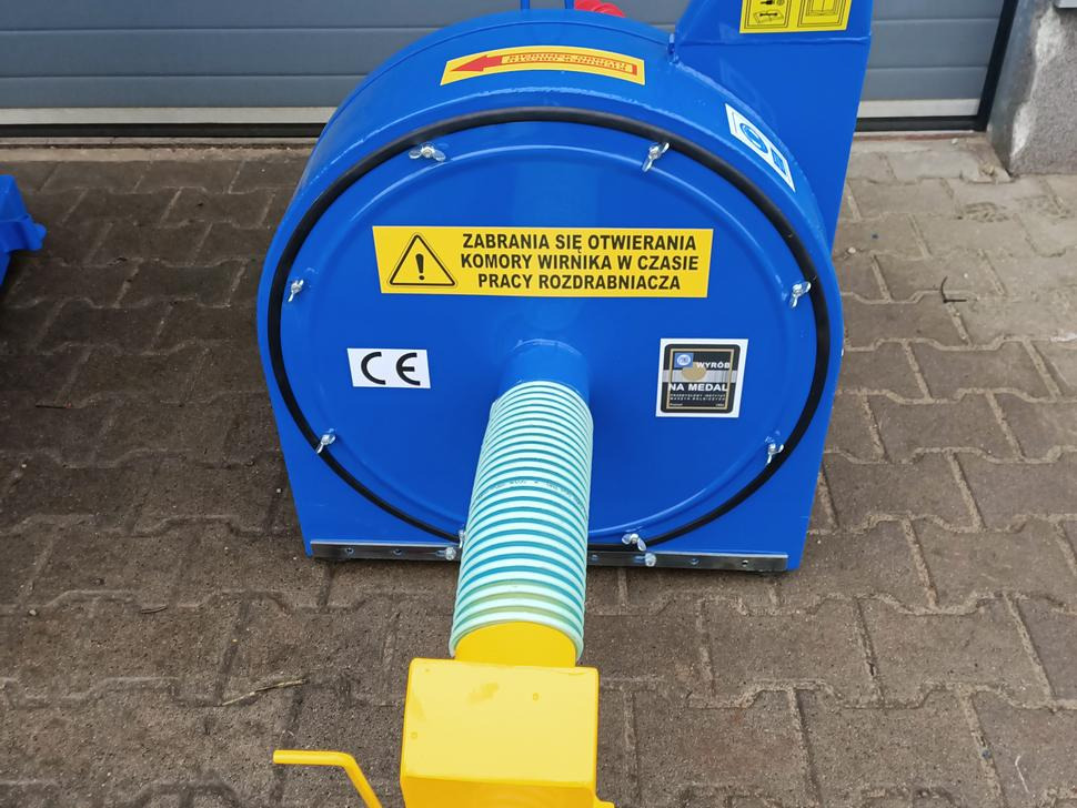 Dozamech Getreidebrecher / Grain crusher / Broyeur à grains / Trituratore / Измельчитель / Rozdrabniacz - Инвентарь для животноводства: фото 5 Dozamech Getreidebrecher / Grain crusher / Broyeur à grains / Trituratore / Измельчитель / Rozdrabniacz - Инвентарь для животноводства: фото 5