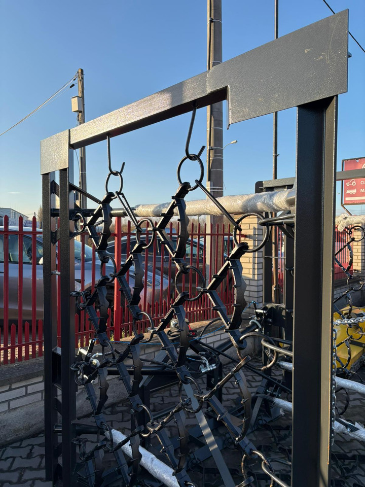 Metal-Technik Wiesenegge / Meadow harrow / Herse de prairie / Strigliatrice / Lanza de prado / Полевая волокуша / Włóka łąkowa 6 m - Луговая борона: фото 5 Metal-Technik Wiesenegge / Meadow harrow / Herse de prairie / Strigliatrice / Lanza de prado / Полевая волокуша / Włóka łąkowa 6 m - Луговая борона: фото 5