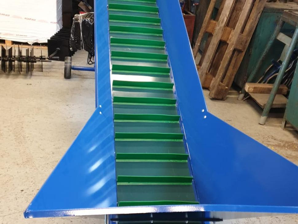 ROLMET Förderband / Belt conveyor / Convoyeur à tapis / Przenośnik taśmowy / Trasportatore a nastro / Конвейер ленточный / Przenośnik taśmowy PT - 1/3R - Ленточный конвейер: фото 3 ROLMET Förderband / Belt conveyor / Convoyeur à tapis / Przenośnik taśmowy / Trasportatore a nastro / Конвейер ленточный / Przenośnik taśmowy PT - 1/3R - Ленточный конвейер: фото 3
