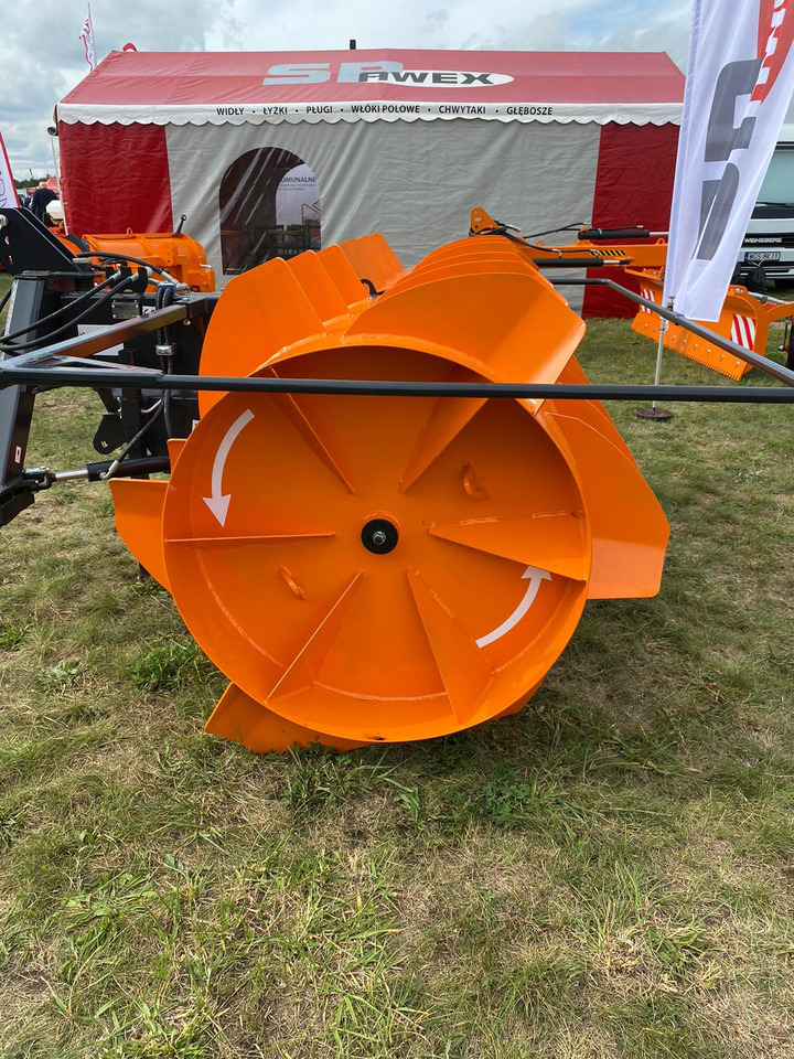 Spawex Silowalze / Silage spreader / Épandeur d'ensilage / Spandiconcime / Esparcidor de forraje verde / Кормораспределитель / Rozgarniacz do zielonki Tornado 2,2 m - Техника для сенозаготовки: фото 4 Spawex Silowalze / Silage spreader / Épandeur d'ensilage / Spandiconcime / Esparcidor de forraje verde / Кормораспределитель / Rozgarniacz do zielonki Tornado 2,2 m - Техника для сенозаготовки: фото 4