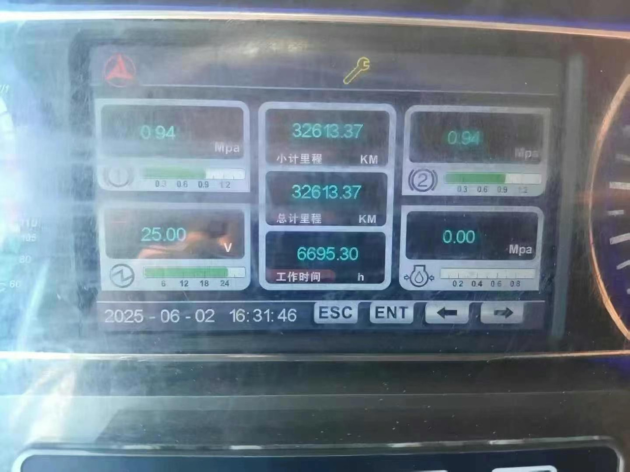 SANY STC100C7 - Мобильный кран: фото 2 SANY STC100C7 - Мобильный кран: фото 2