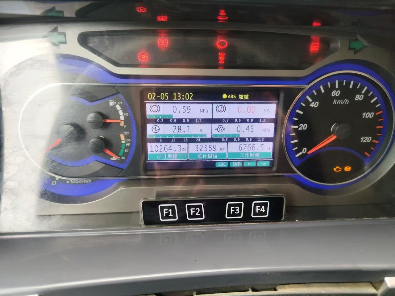 Мобильный кран SANY STC800T5: фото 6 Мобильный кран SANY STC800T5: фото 6