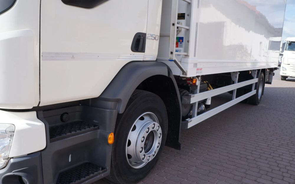 Volvo FE 18.250 Euro 6 18 TON CHŁODNIA KONTENER 19 PALET NISKI PRZEBIEG - Рефрижератор: фото 5 Volvo FE 18.250 Euro 6 18 TON CHŁODNIA KONTENER 19 PALET NISKI PRZEBIEG - Рефрижератор: фото 5