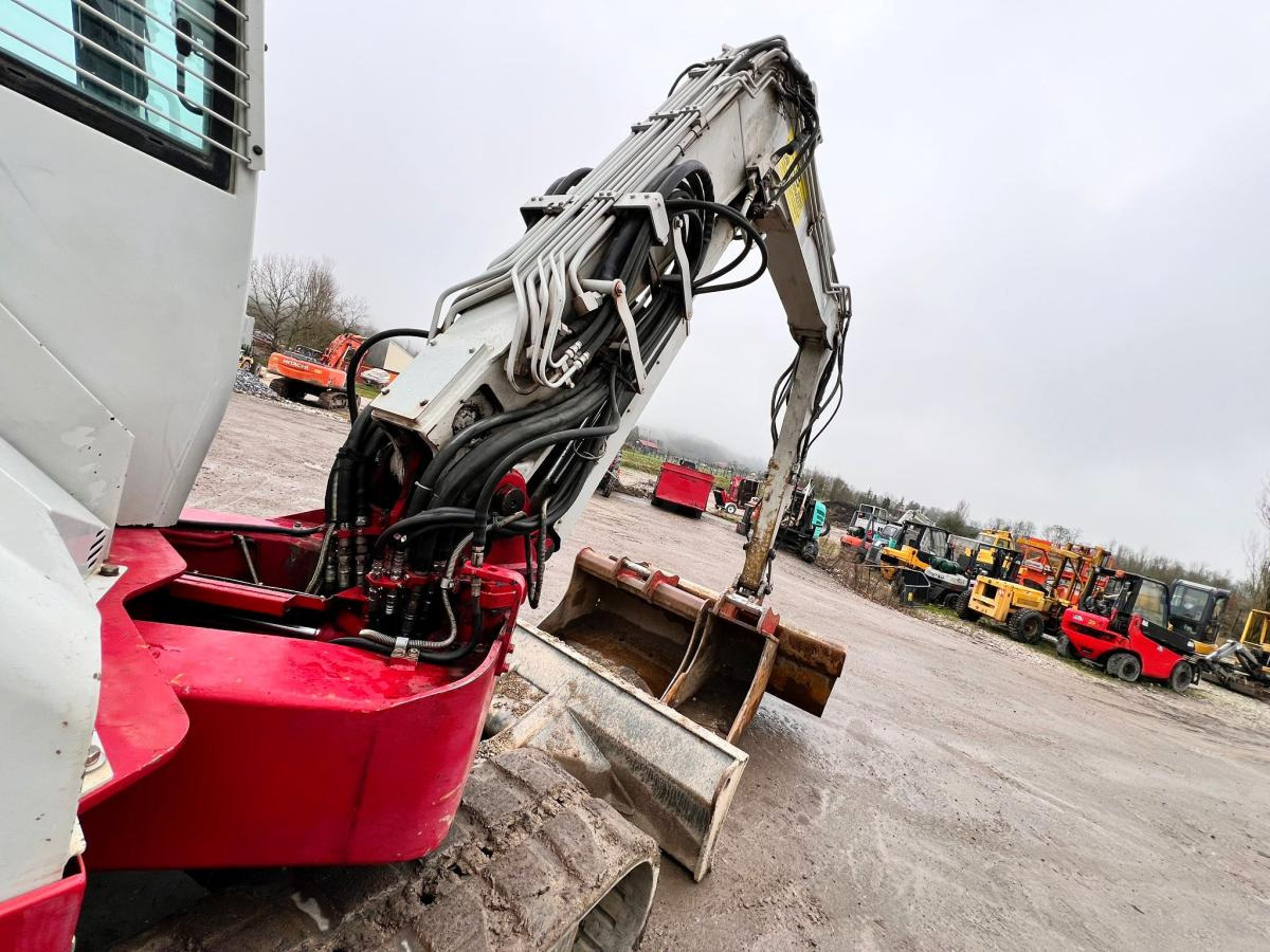 Гусеничный экскаватор Takeuchi TB280FR pelle à chenille 8T: фото 8 Гусеничный экскаватор Takeuchi TB280FR pelle à chenille 8T: фото 8