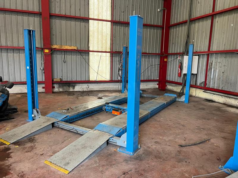 Twin Busch TW445 Pont 4 colonnes - Оборудование для гаражей/ Мастерских: фото 1 Twin Busch TW445 Pont 4 colonnes - Оборудование для гаражей/ Мастерских: фото 1