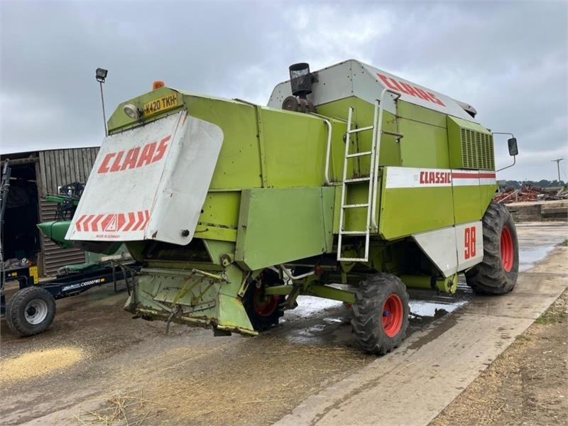 Claas Claas Dominator Classic 98 c/w C450 Header - Навесное оборудование для комбайна: фото 3 Claas Claas Dominator Classic 98 c/w C450 Header - Навесное оборудование для комбайна: фото 3