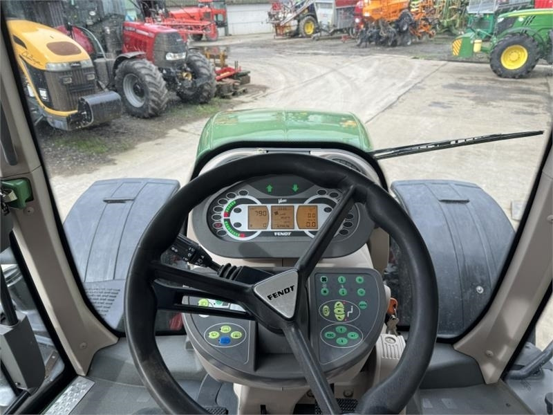 Трактор Fendt 828 ECR Vario Profi Plus **Video Below**: фото 18 Трактор Fendt 828 ECR Vario Profi Plus **Video Below**: фото 18