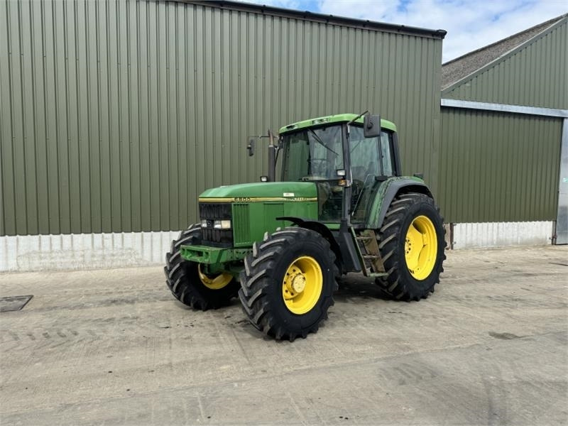 John Deere John Deere 6800 Tractor - Трактор: фото 1 John Deere John Deere 6800 Tractor - Трактор: фото 1