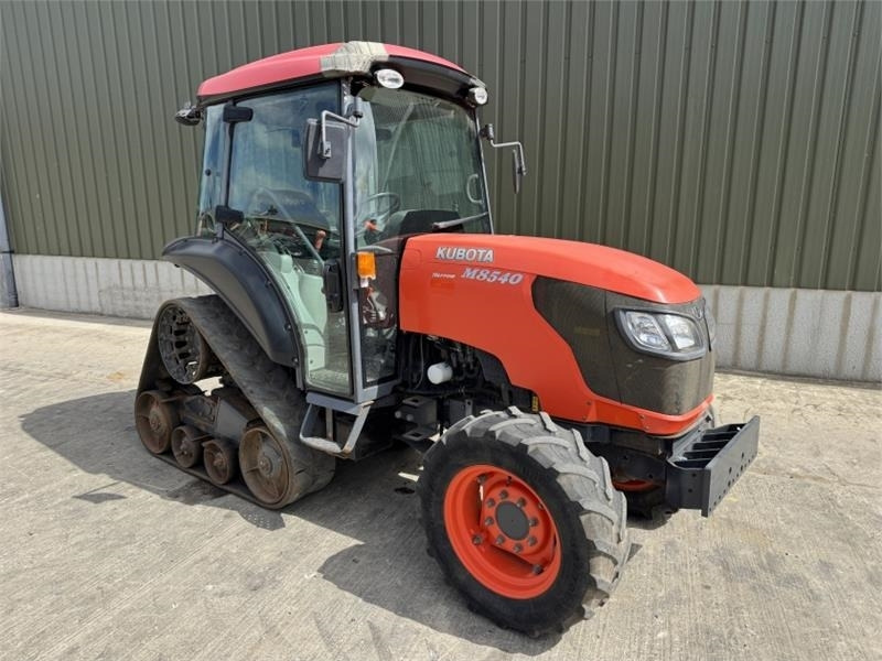 Kubota M8540 Narrow Half Track *85 HP* - Трактор: фото 3 Kubota M8540 Narrow Half Track *85 HP* - Трактор: фото 3