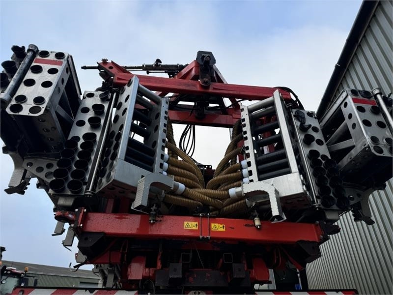 Разбрасыватель удобрений Kuhn AGT 6036 Boom Fert Spreader: фото 14 Разбрасыватель удобрений Kuhn AGT 6036 Boom Fert Spreader: фото 14