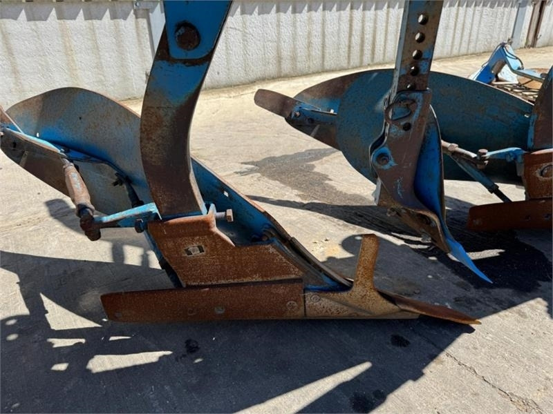 Lemken Lemken Euro Diamant 8 6+1 7 Furrow Plough - Плуг: фото 4 Lemken Lemken Euro Diamant 8 6+1 7 Furrow Plough - Плуг: фото 4