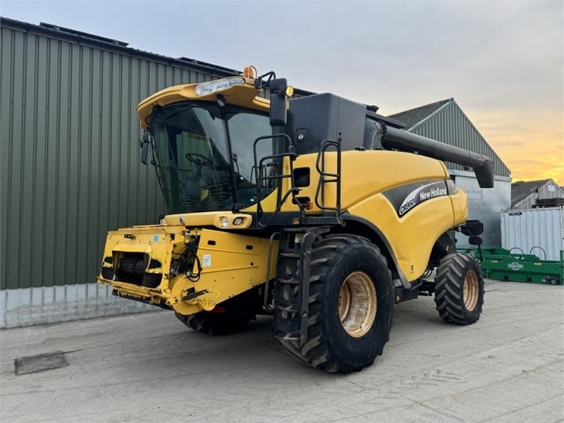 New Holland CR960 c/w 24ft Header - Навесное оборудование для комбайна: фото 3 New Holland CR960 c/w 24ft Header - Навесное оборудование для комбайна: фото 3