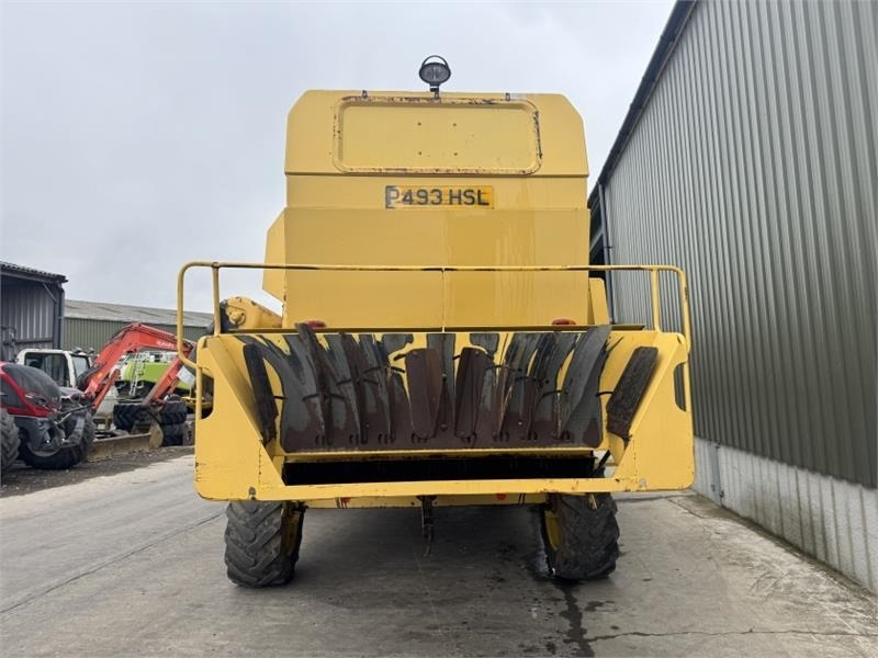 New Holland New Holland TX65 c/w 17ft Header - Навесное оборудование для комбайна: фото 5 New Holland New Holland TX65 c/w 17ft Header - Навесное оборудование для комбайна: фото 5