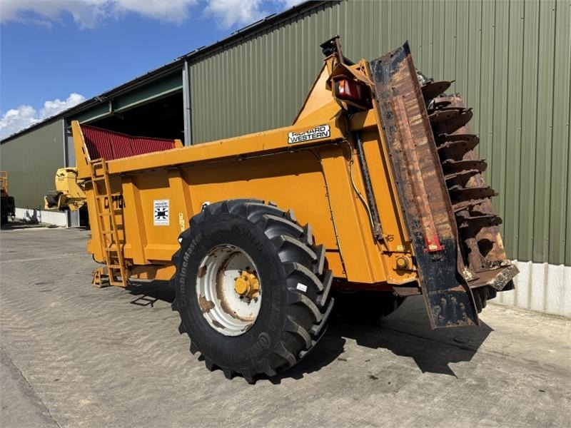 Richard Western D2100 - Навозоразбрасыватель: фото 2 Richard Western D2100 - Навозоразбрасыватель: фото 2