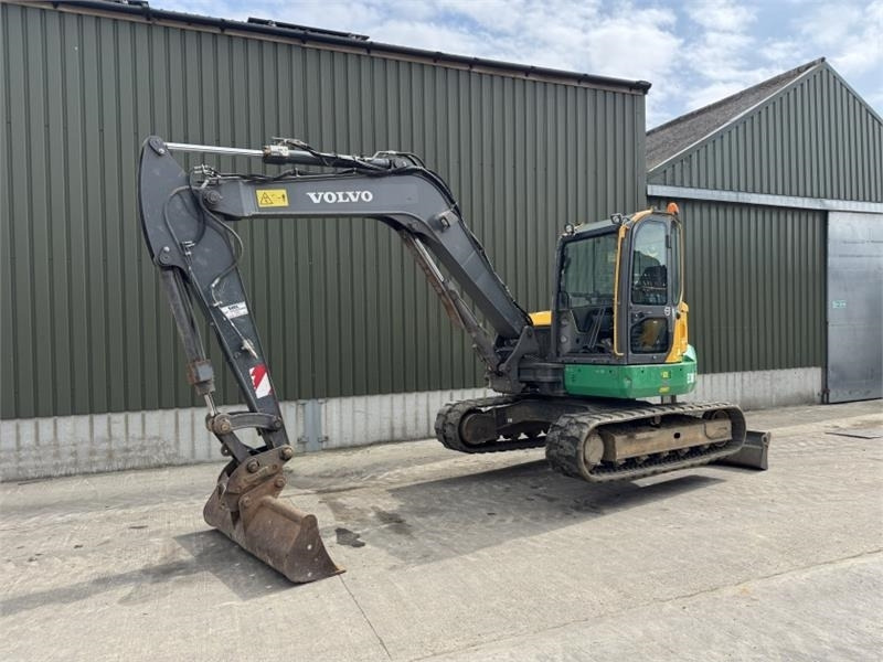 Volvo ECR88D Tracked Digger - Сочленённый самосвал: фото 3 Volvo ECR88D Tracked Digger - Сочленённый самосвал: фото 3
