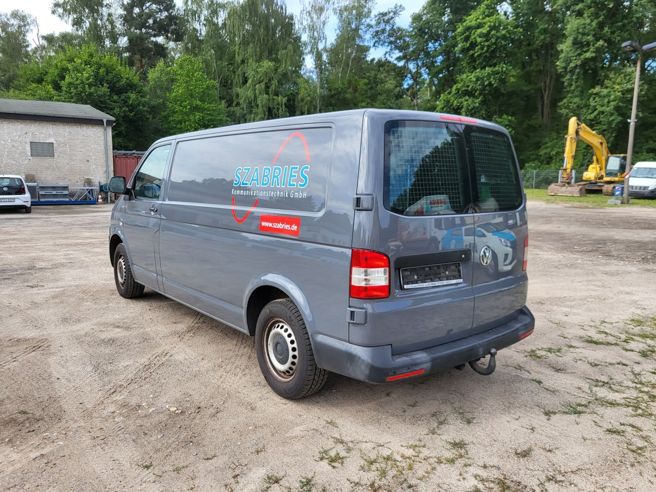 VOLKSWAGEN T5 Typ 7J0 - Цельнометаллический фургон: фото 4 VOLKSWAGEN T5 Typ 7J0 - Цельнометаллический фургон: фото 4