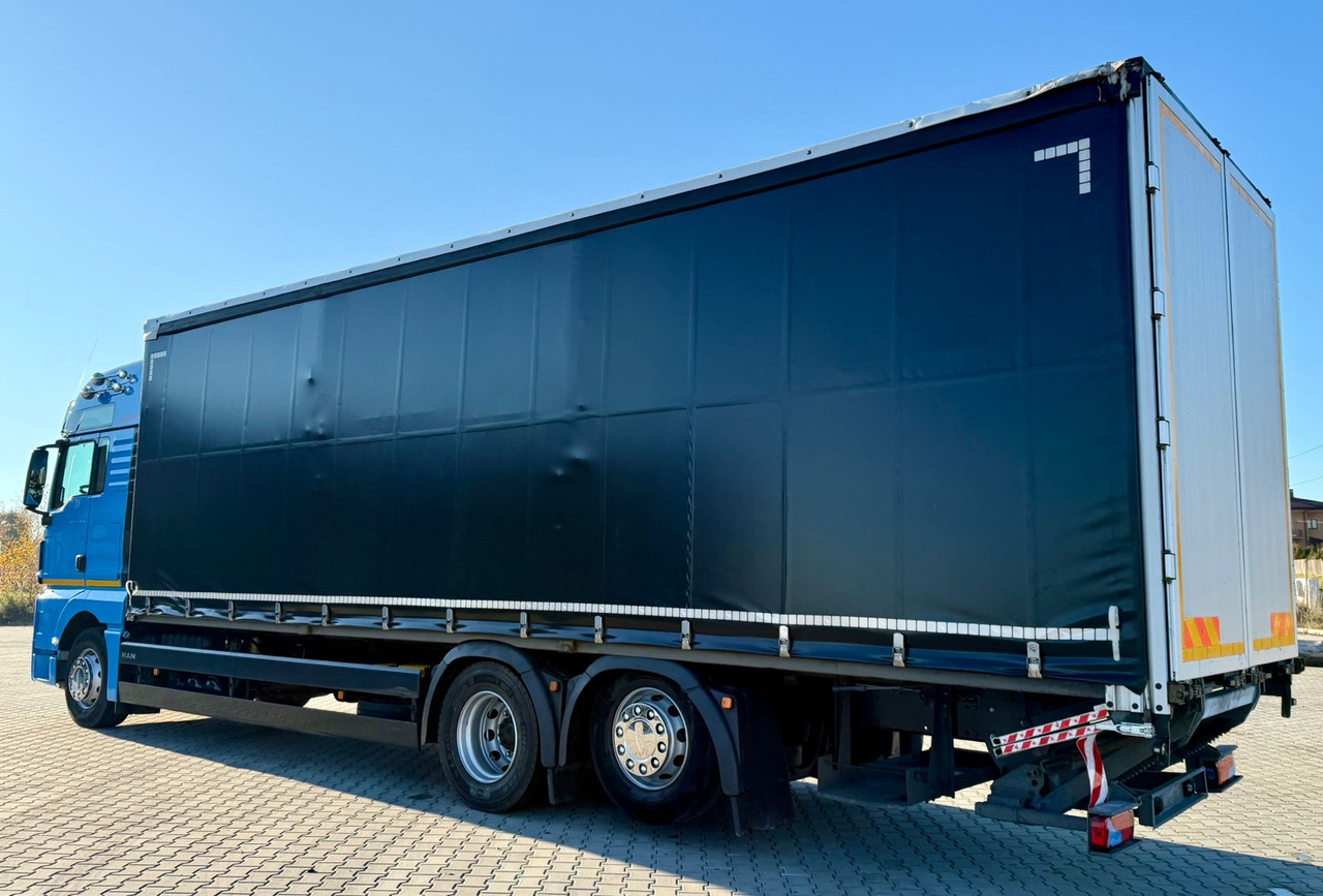 MAN TGX 26.420 / FIRANKA / WINDA / 23 EUROPALETY / 6x2 / AUTOMAT / EURO 6 / OŚ PODNOSZONA / DUŻA KABINA / 2019 ROK - Тентованный грузовик: фото 4 MAN TGX 26.420 / FIRANKA / WINDA / 23 EUROPALETY / 6x2 / AUTOMAT / EURO 6 / OŚ PODNOSZONA / DUŻA KABINA / 2019 ROK - Тентованный грузовик: фото 4