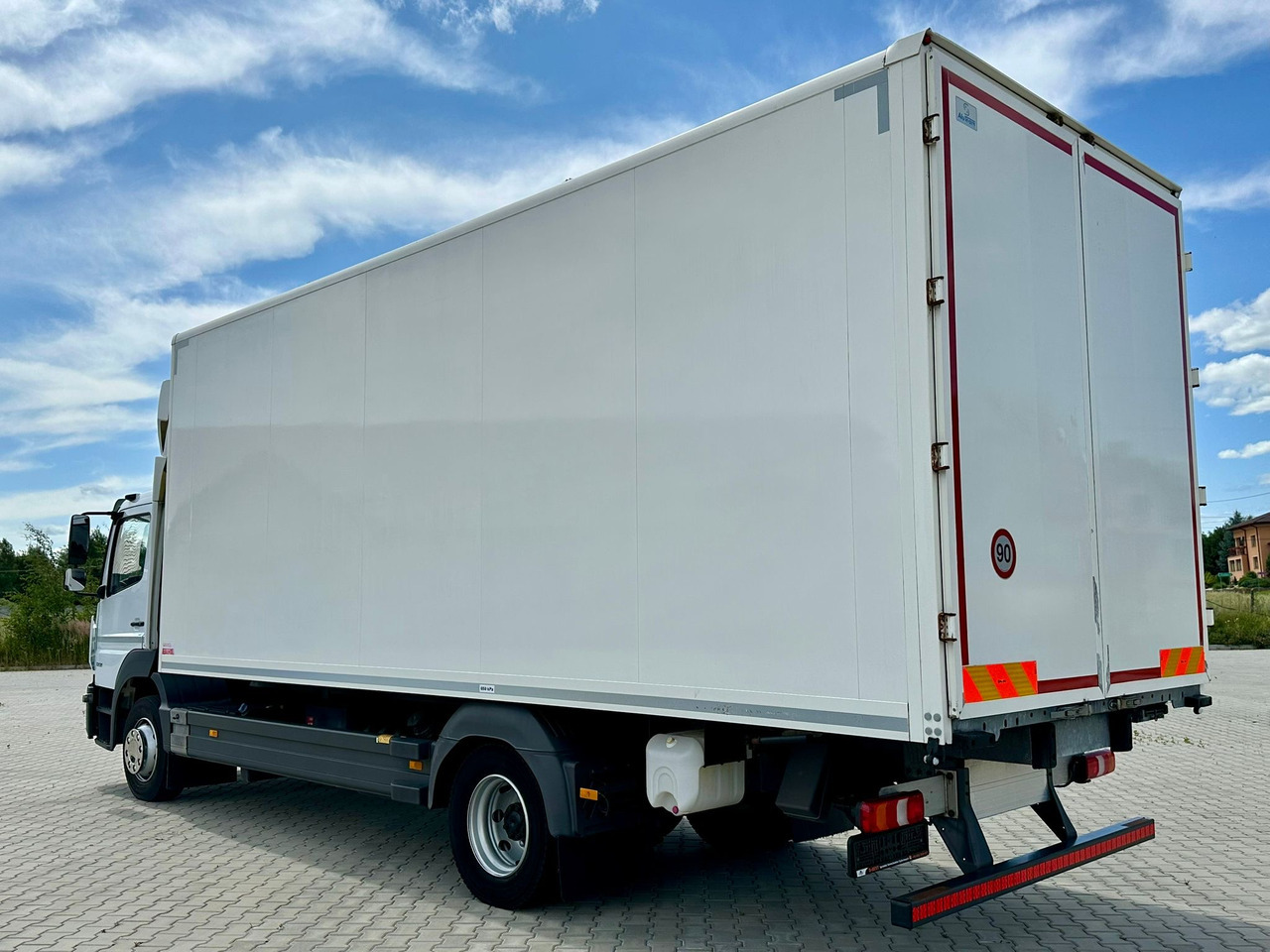 MERCEDES-BENZ ATEGO / 1221 / IZOTERMA / KONTENER / AUTOMAT / 230 TYS KM / 17 EUROPALET / 6.8 M DŁUGOŚCI / 2019 ROK - Изотермический грузовик: фото 4 MERCEDES-BENZ ATEGO / 1221 / IZOTERMA / KONTENER / AUTOMAT / 230 TYS KM / 17 EUROPALET / 6.8 M DŁUGOŚCI / 2019 ROK - Изотермический грузовик: фото 4