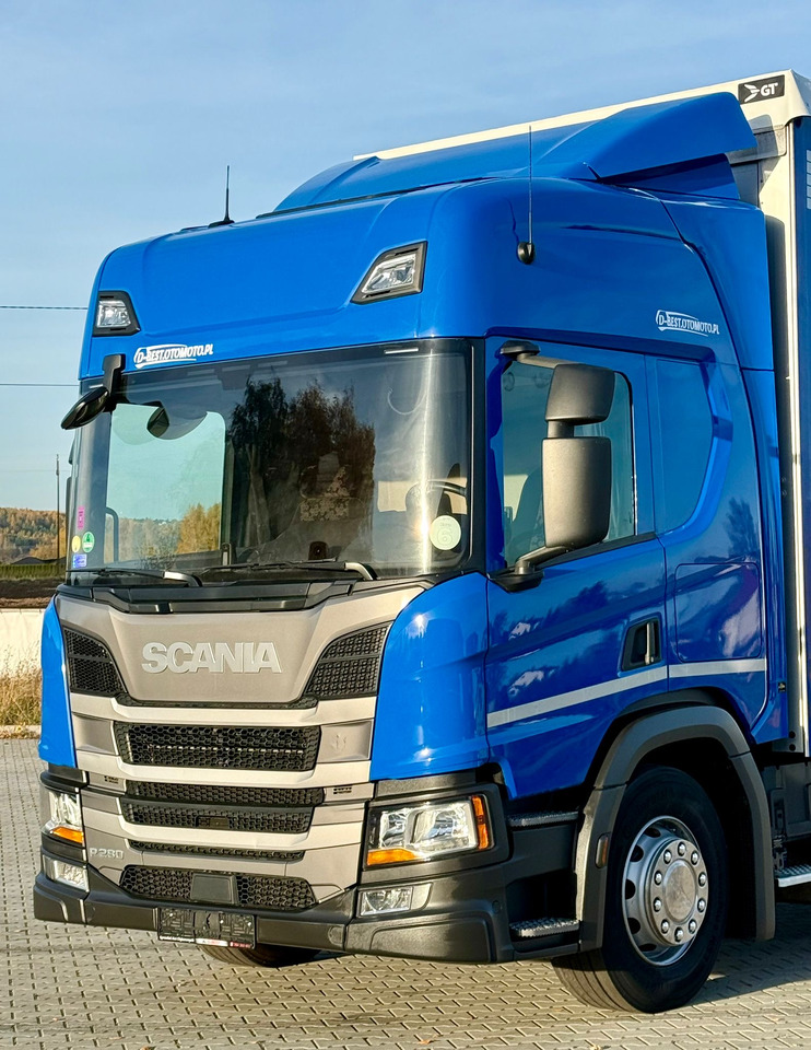Тентованный грузовик SCANIA P280 / FIRANKA / 20 EUROPALET / 220 TYŚ KM / 2022 ROK / SYPIALKA: фото 8 Тентованный грузовик SCANIA P280 / FIRANKA / 20 EUROPALET / 220 TYŚ KM / 2022 ROK / SYPIALKA: фото 8