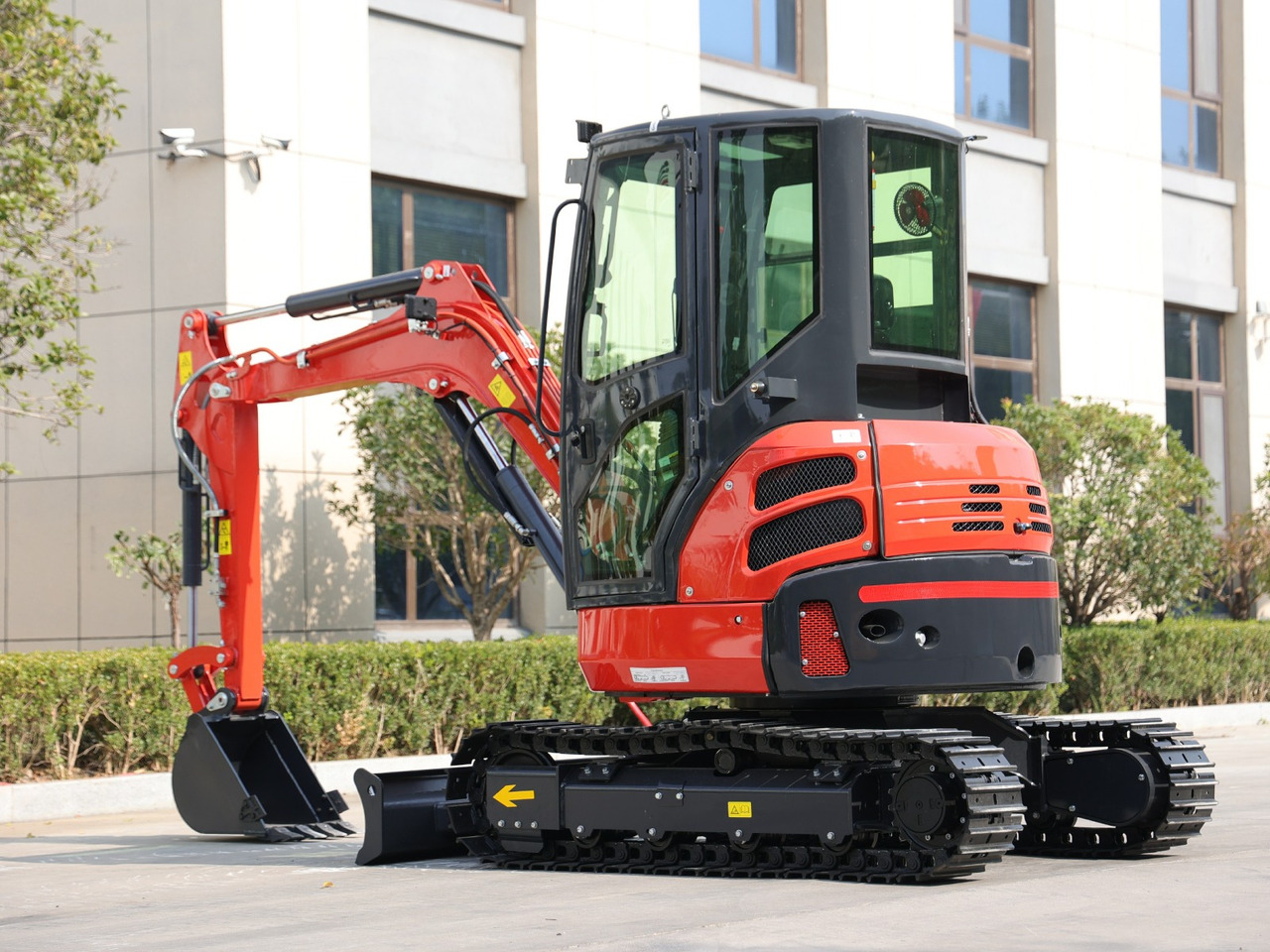 KUBOTA Diesel Mini excavator 3.5 Ton - Müller Machinery MB 35 Plus - VKSH - Мини-экскаватор: фото 4 KUBOTA Diesel Mini excavator 3.5 Ton - Müller Machinery MB 35 Plus - VKSH - Мини-экскаватор: фото 4