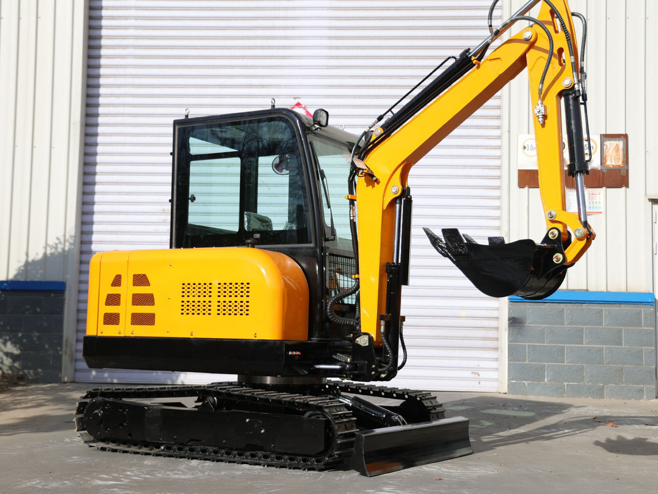 Müller Machinery - Xinchai 4D32 Motor Diesel Mini excavator 3.5 Ton - Müller Machinery MB 35 - VKSH - Мини-экскаватор: фото 3 Müller Machinery - Xinchai 4D32 Motor Diesel Mini excavator 3.5 Ton - Müller Machinery MB 35 - VKSH - Мини-экскаватор: фото 3