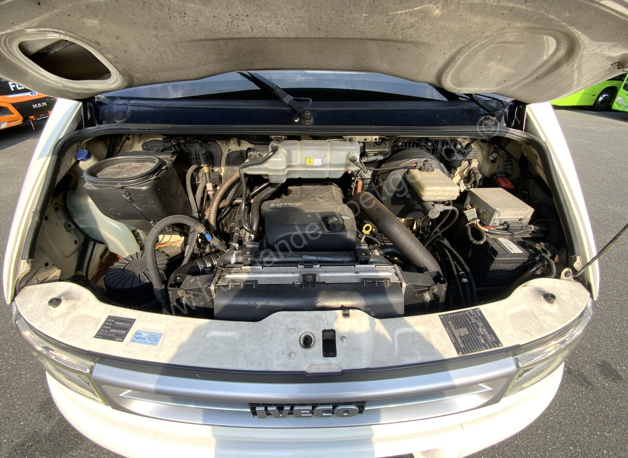 Микроавтобус, Пассажирский фургон Iveco 65C17 Daily: фото 8 Микроавтобус, Пассажирский фургон Iveco 65C17 Daily: фото 8