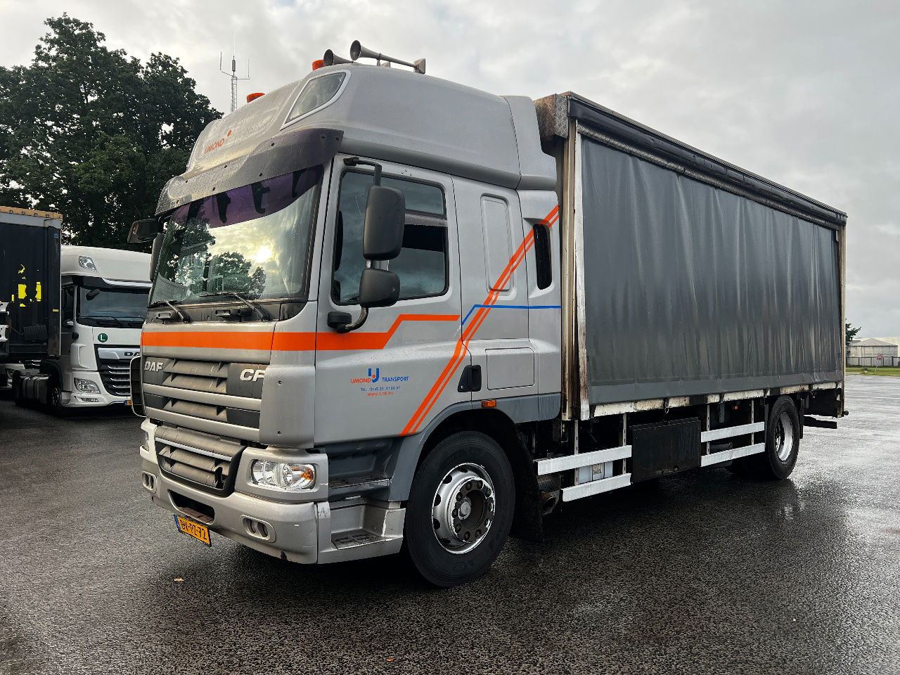 DAF CF 75.250 SC, Euro 5 - Тентованный грузовик: фото 1 DAF CF 75.250 SC, Euro 5 - Тентованный грузовик: фото 1