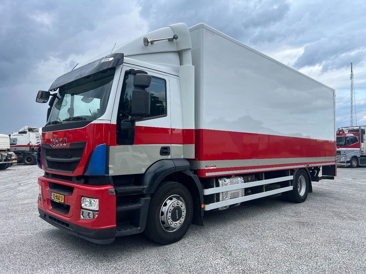 Iveco Stralis 310 AD, 19Ton, Euro 6 - Грузовик с закрытым кузовом: фото 1 Iveco Stralis 310 AD, 19Ton, Euro 6 - Грузовик с закрытым кузовом: фото 1
