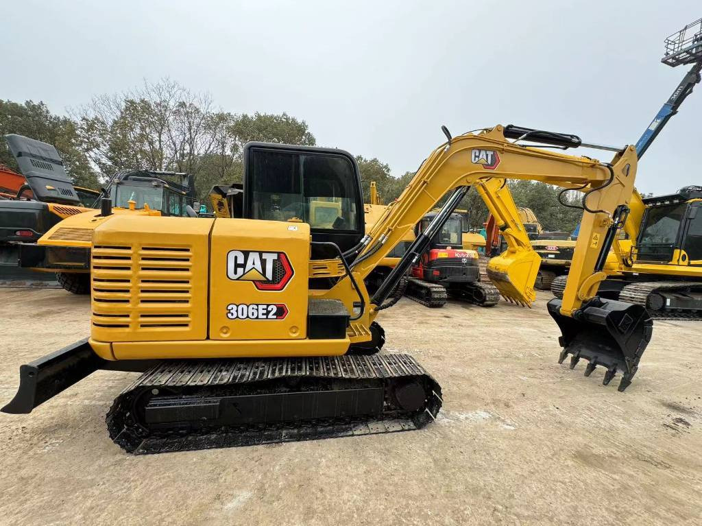 CAT 306E - Мини-экскаватор: фото 2 CAT 306E - Мини-экскаватор: фото 2