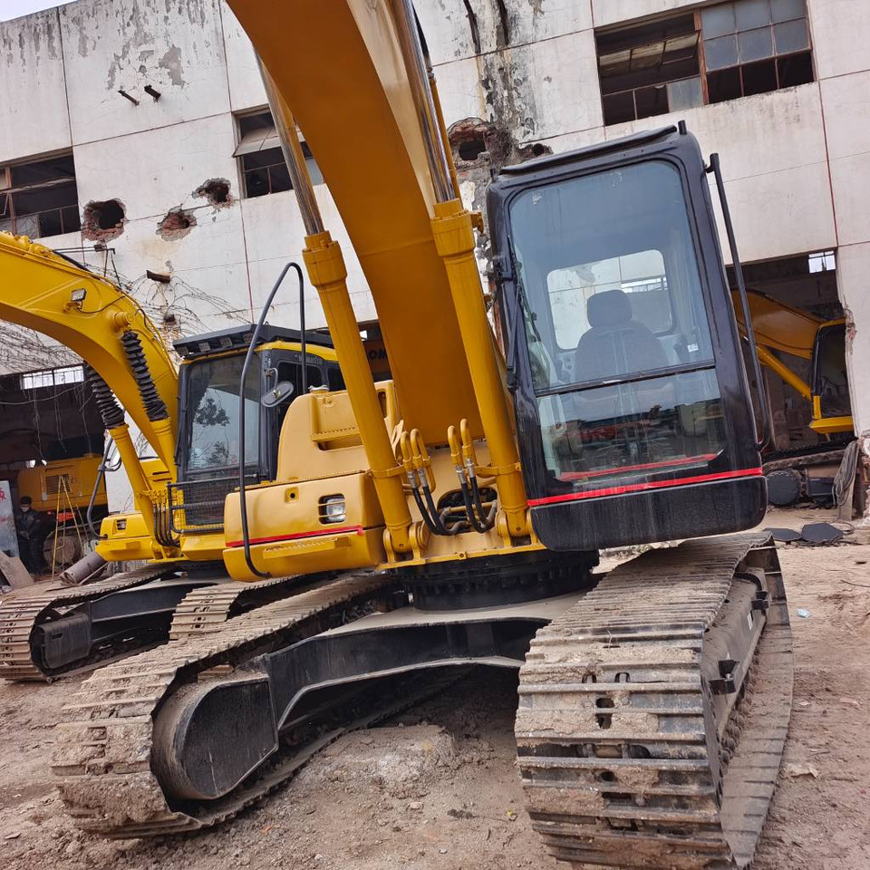 CAT 320 C L - Гусеничный экскаватор: фото 4 CAT 320 C L - Гусеничный экскаватор: фото 4