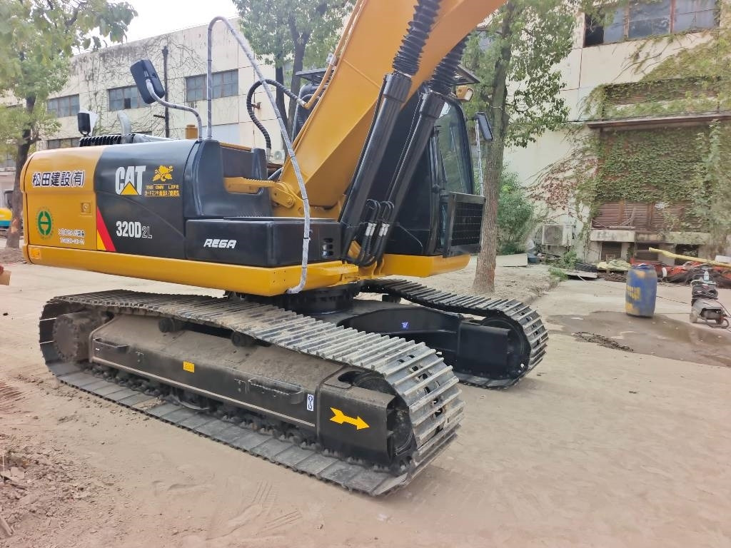 CAT 320 D - Гусеничный экскаватор: фото 5 CAT 320 D - Гусеничный экскаватор: фото 5