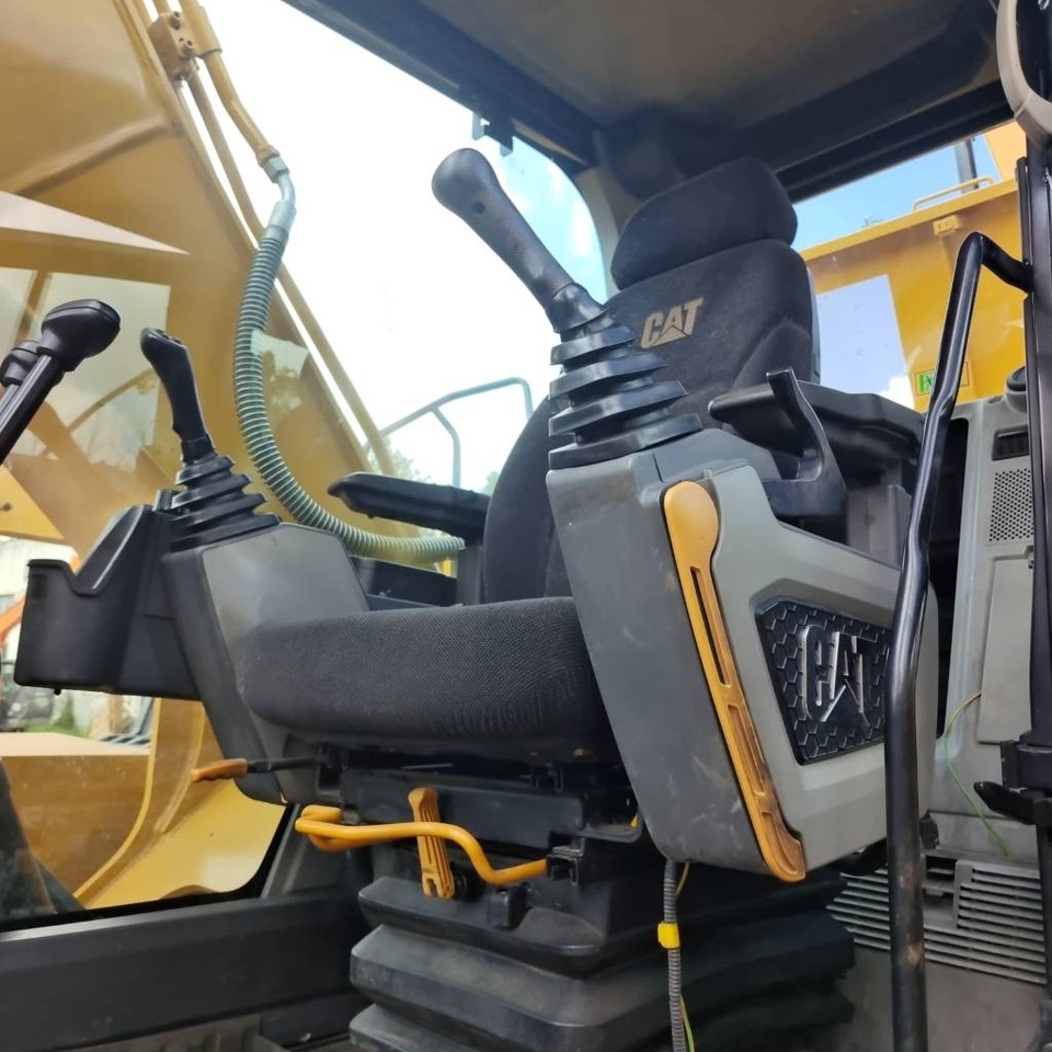 Гусеничный экскаватор CAT 320 GC: фото 6 Гусеничный экскаватор CAT 320 GC: фото 6