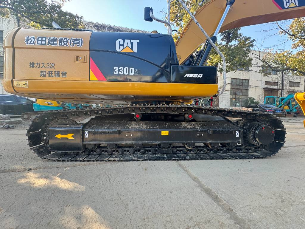 CAT 330 D L - Гусеничный экскаватор: фото 1 CAT 330 D L - Гусеничный экскаватор: фото 1