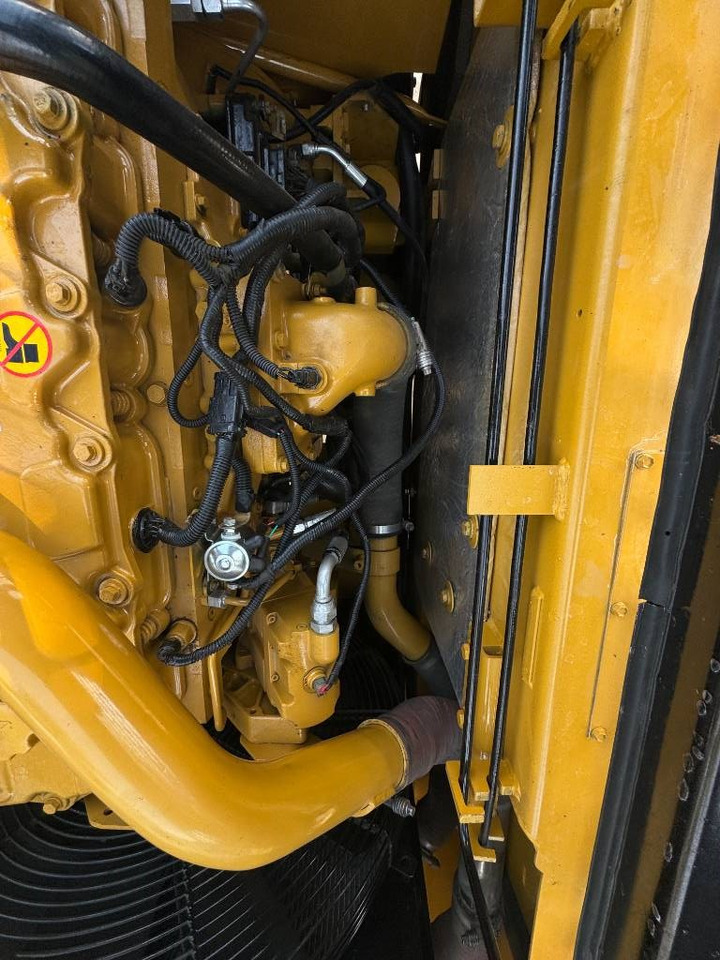 Гусеничный экскаватор CAT 330 D2 L: фото 29