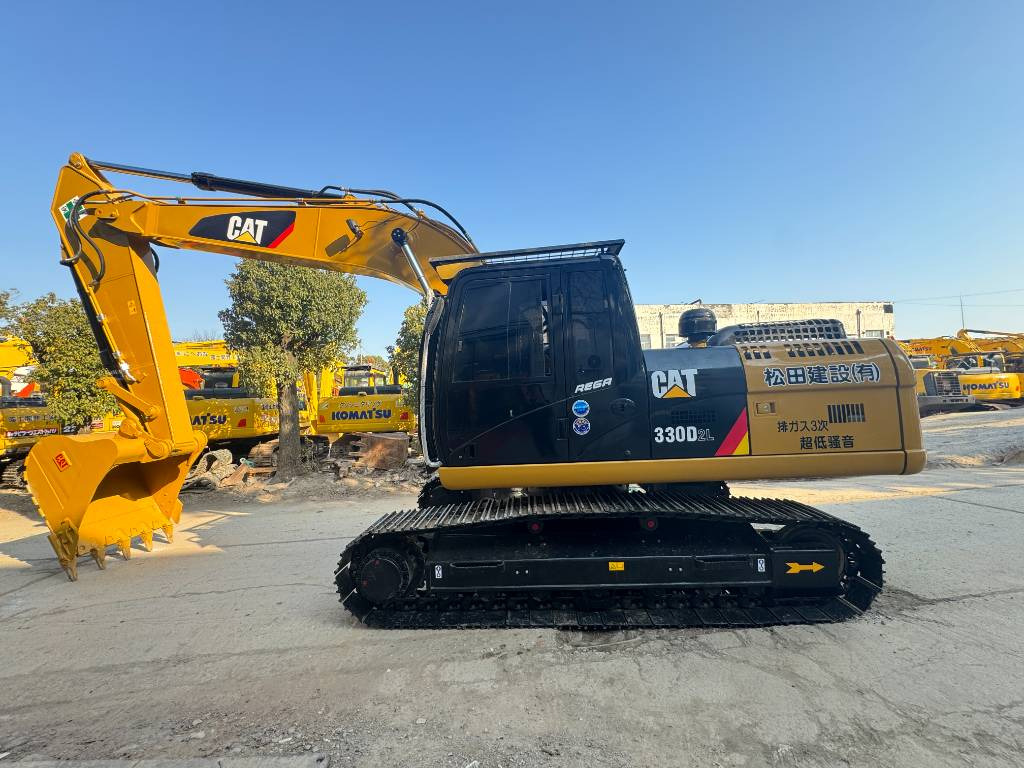 CAT 330D2L - Гусеничный экскаватор: фото 1 CAT 330D2L - Гусеничный экскаватор: фото 1