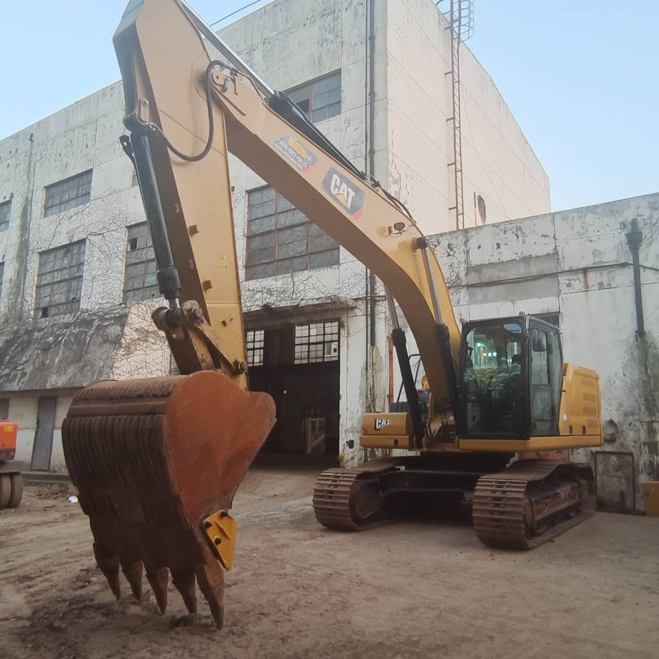 Гусеничный экскаватор CAT 330GC: фото 6
