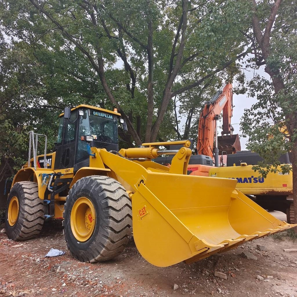 CAT 966 H - Колёсный погрузчик: фото 2 CAT 966 H - Колёсный погрузчик: фото 2