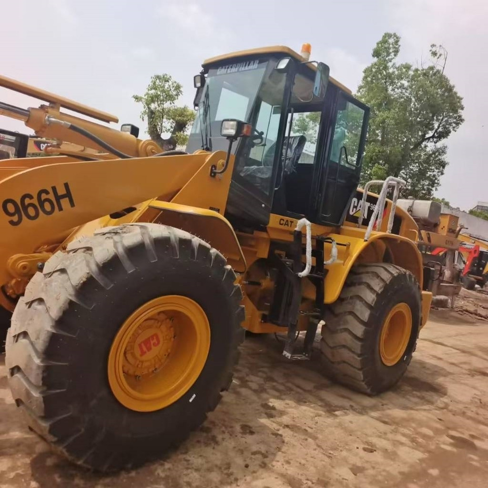 CAT 966 H - Колёсный погрузчик: фото 3 CAT 966 H - Колёсный погрузчик: фото 3