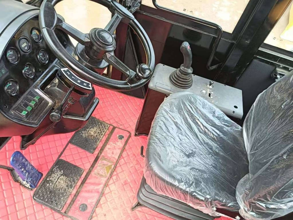 CAT 966 H - Колёсный погрузчик: фото 2 CAT 966 H - Колёсный погрузчик: фото 2